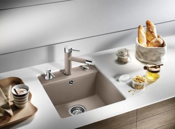 「防臭防漏防蟑螂！」排水孔加上这个东西，蟑螂不见了！排水也变畅通了！